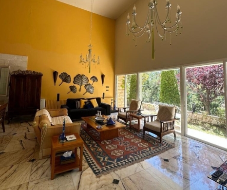 Fully Decorated & Furnished Villa for Rent In Mayrouba