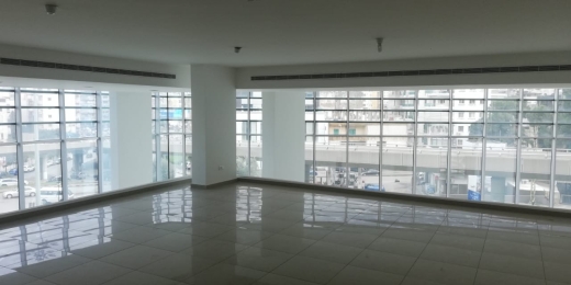 Showroom For Rent In A Prime Location In Sin El Fil