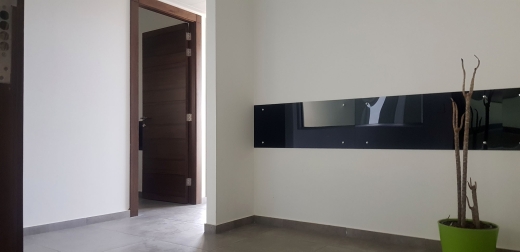 Office for Rent In Horsh Tabet