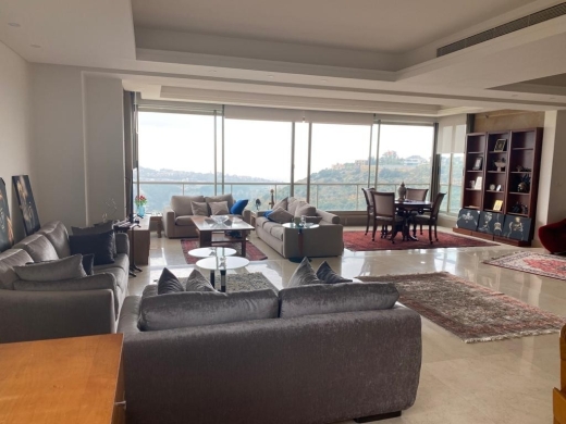 High-end Furnished Duplex with Terrace for Rent in Monteverde