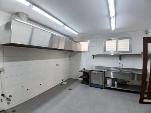 A Luxurious Spacious Lounge for Rent In Horsh Tabet — 13