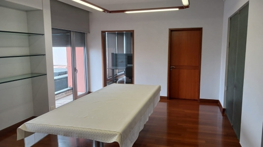 Spacious Office With Terrace for Rent In Zalka — 4