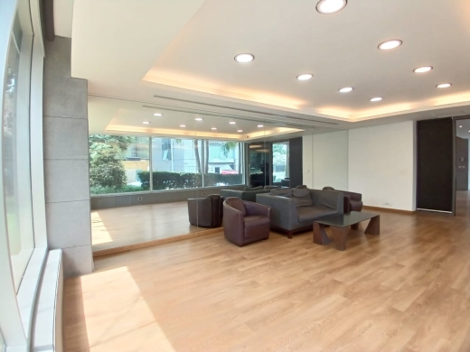 A High-End 500sqm Office for Rent In A Commercial Center In Horsh Tabet — 12