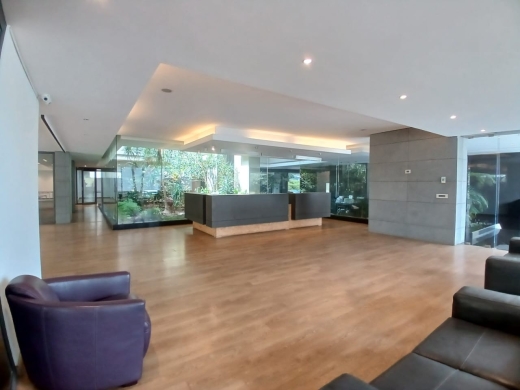 A High-End 500sqm Office for Rent In A Commercial Center In Horsh Tabet — 2