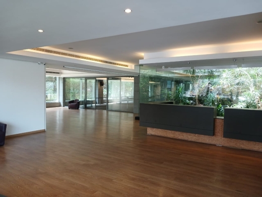 A High-End 500sqm Office for Rent In A Commercial Center In Horsh Tabet — 10