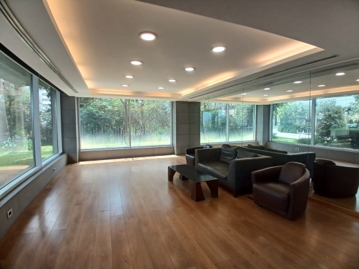 A High-End 500sqm Office for Rent In A Commercial Center In Horsh Tabet — 9