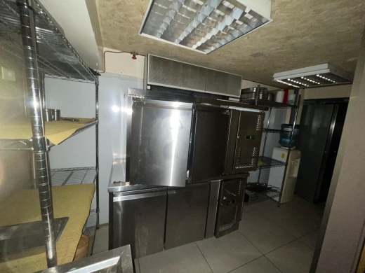 Duplex Shop for Rent in Jbeil — 12