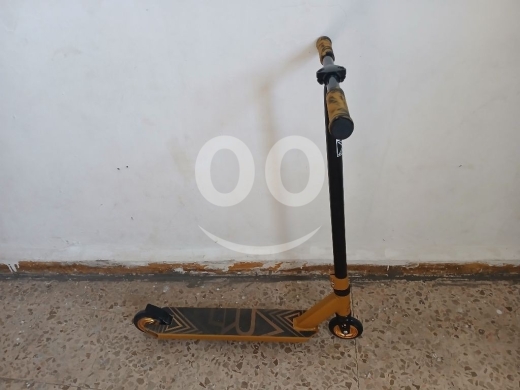 سكوتر بحالة جديدة للصغار والكبار | Like-New Scooter for Kids and Adults