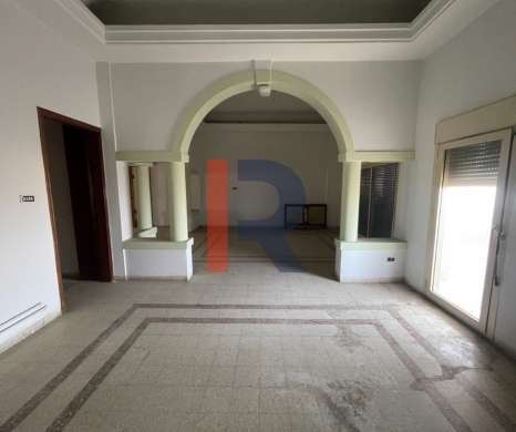 R9-3898 Apartment for Sale in Abou Samra – Near Tripoli Castle, 350 m²Panoramic Views — 11