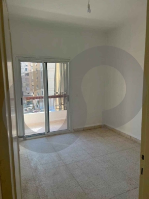 EXCLUSIVE DEAL IN ZOUKAK AL BLAT,BEIRUT/زقاق البلاط/ Well Maintained/REF#MC140049 ! — 2
