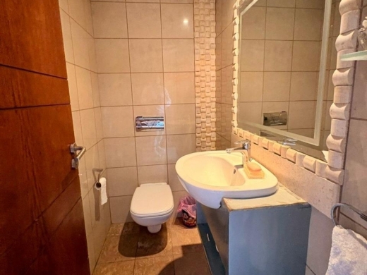 Bright Apartment with Open View For Sale in Achrafieh, Near Saydeh — 11