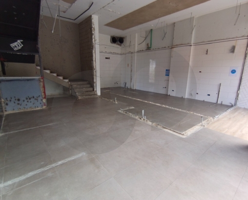 Commercial space/Prime location/High traffic area/Keserouan/Zouk mosbeh-ذوق مص… — 2