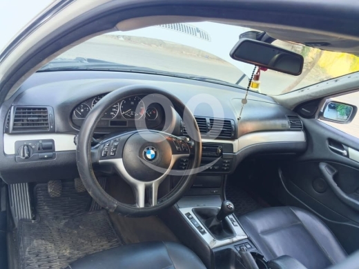 BMW 328 موديل ٢٠٠٣ — 5