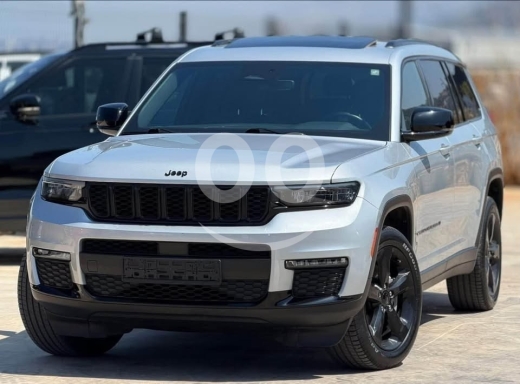 JEEP GRAND CHEROKEE Model 2021