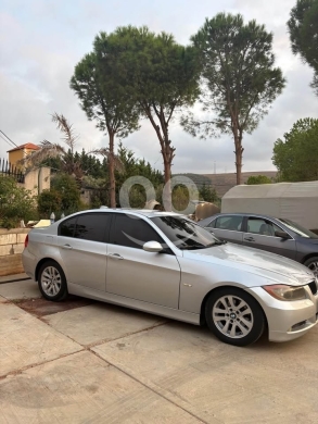 BMW E90 2006