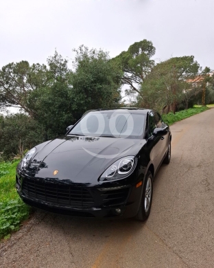 Porsche Model: Macan Trim: Base Year: 2017 Exterior Color