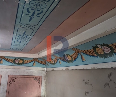 R9-3907 Stone House for Sale in Douma – Batroun, 1100 m², 3 Floors