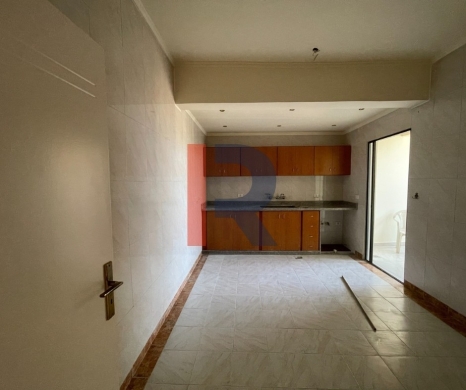 R9-3905 Newly Renovated Apartment for Sale in Abou Samra – Sahat Saadoun, Tripoli, 185 m² — 4