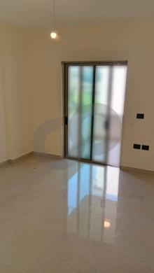 Prime Location/Very Well-Maintained Building/Malla, Beirut/المَلا/REF#MM140172
