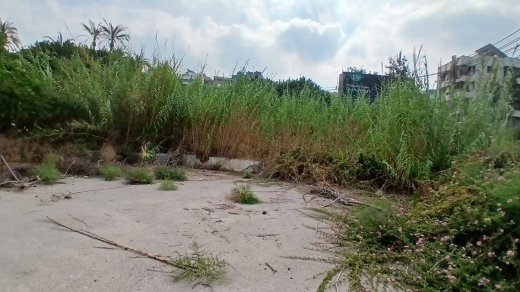 A 426 SQM Industrial Land For Sale in Dekweneh