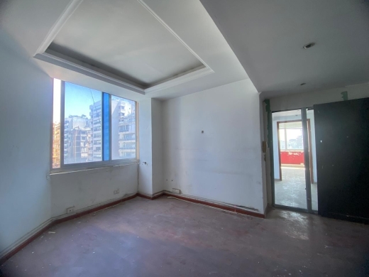 2 Offices For Sale in a Commercial Building in Verdun, Beirut — 9