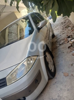 Renault megane Model 2004