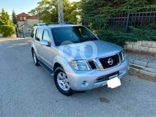 Nissan pathfinder 2012
