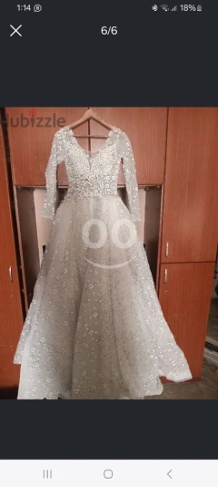 فستان عروس كم طويل أبيض