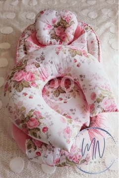 طقم بيبي نست بنقشة الورود الوردية | Pink Rose Garden Baby Nest Set