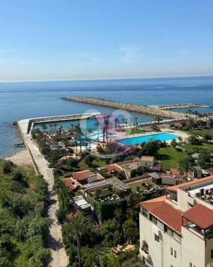 Other real estate in Jounieh - A Cabin for sale in Jounieh-Portemilio