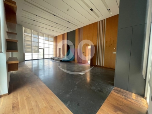 Commercials for rent in Rawche - A Luxurious 450 m2 Office for rent in Rawche-Beirut