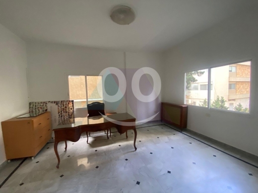 Commercials for rent in Sin el-Fil - 170m2 office with Prime Location 4 rent in Sin el Fil-مكتب للايجار في سن الفيل