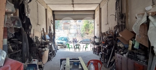 Commercials for sale in Jdeideh - 90m2 warehouse+moutain view 4sale in Jdeideh - مستودع للبيع في الجديدة