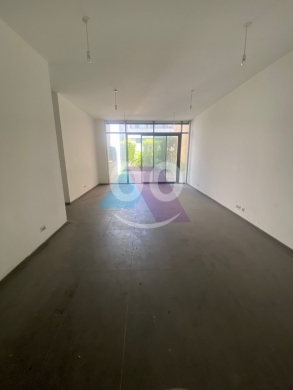 Commercials for rent in Hamra - A 90 m2 office with a terrace for rent in Hamra