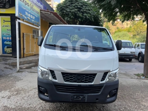 Nissan in Tripoli - Nissan urvan 2015