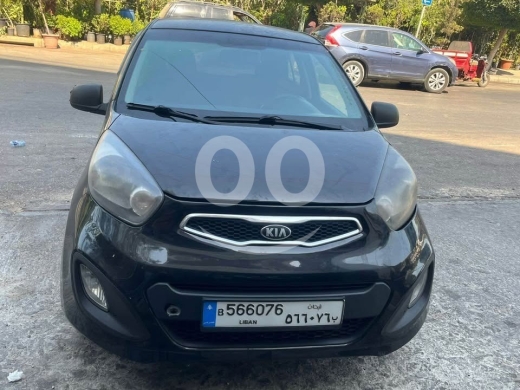 Kia dans Beyrouth - بيكانتو 2013
