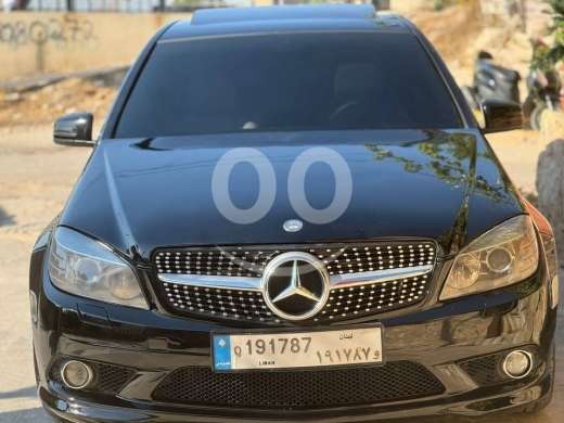 Mercedes-Benz in Choueifat - C300 2010