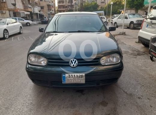Volkswagen in Sin El Fil - Golf 4 2000