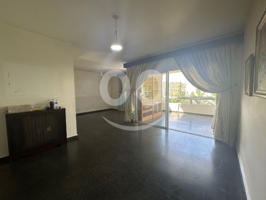 Apartments for sale in Awkar - 207m2 apartment+terrace 4sale in Aoukar - شقة للبيع في عوكر