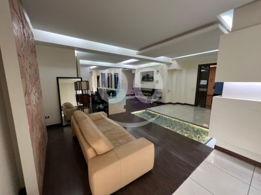 Commercials for rent in Kaslik - 300 m2 office-Prime location 4rent in Kaslik - مكتب للإيجار في الكسليك