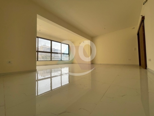 Apartments for sale in Barbour - 160 m2 apartment+Prime Location 4sale in Barbour - شقة للبيع في بربور