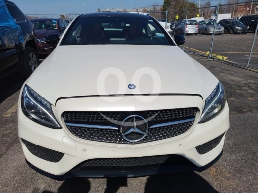 Mercedes-Benz in Batroun - C300 2017