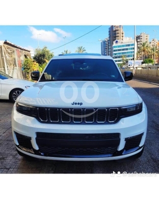 Jeep in Beirut City - Grand Cherokee 2021