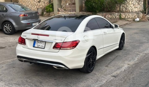 Mercedes-Benz in Jbeil - Mercedes E350 model 2010
