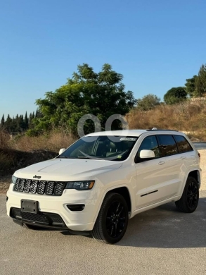 Jeep in Harouf - Grand cherokee 2017
