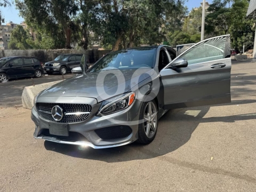 Mercedes-Benz in Beirut City - Mercedes C300 2017
