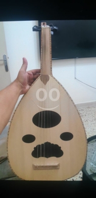 Musical Instruments & DJ Equipment in Choueifat - عود للبيع