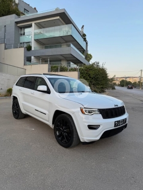Jeep in Beirut City - grand cherokee 2018