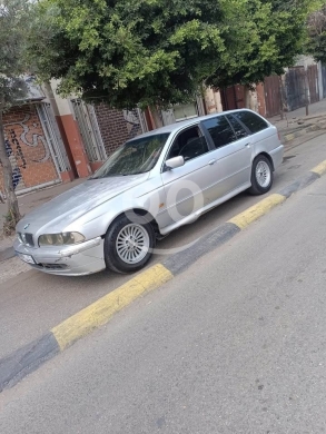 بي ام دبليو في مدينة بيروت - bmw e39 موديل 2002