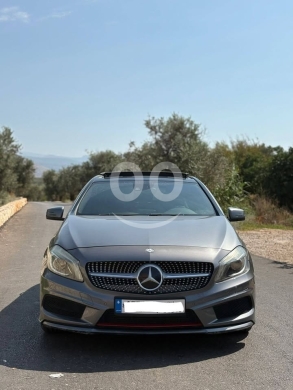 Mercedes-Benz dans Béchmizzine - Mercedes A250 2014